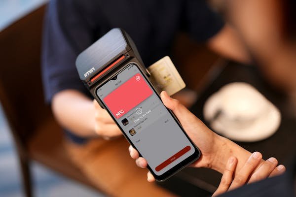 Adoptez la carte de visite nfc personnalisable pour briller !