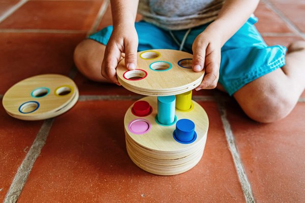 Quelle approche de formation adopter pour enseigner les bases de la programmation aux enfants?